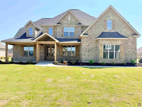 305 Bristleleaf Path Kathleen GA 31047