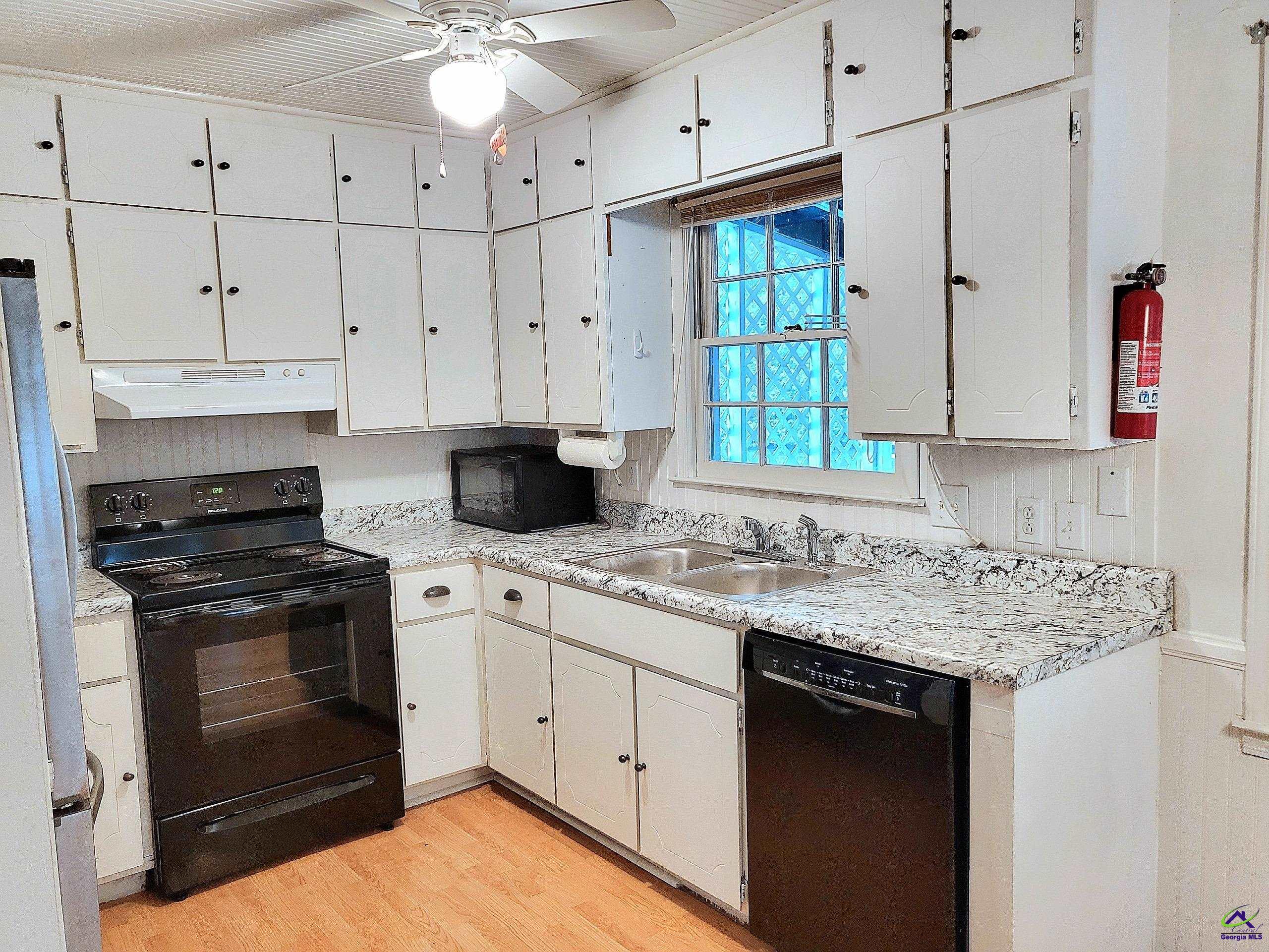 422 Panorama Place