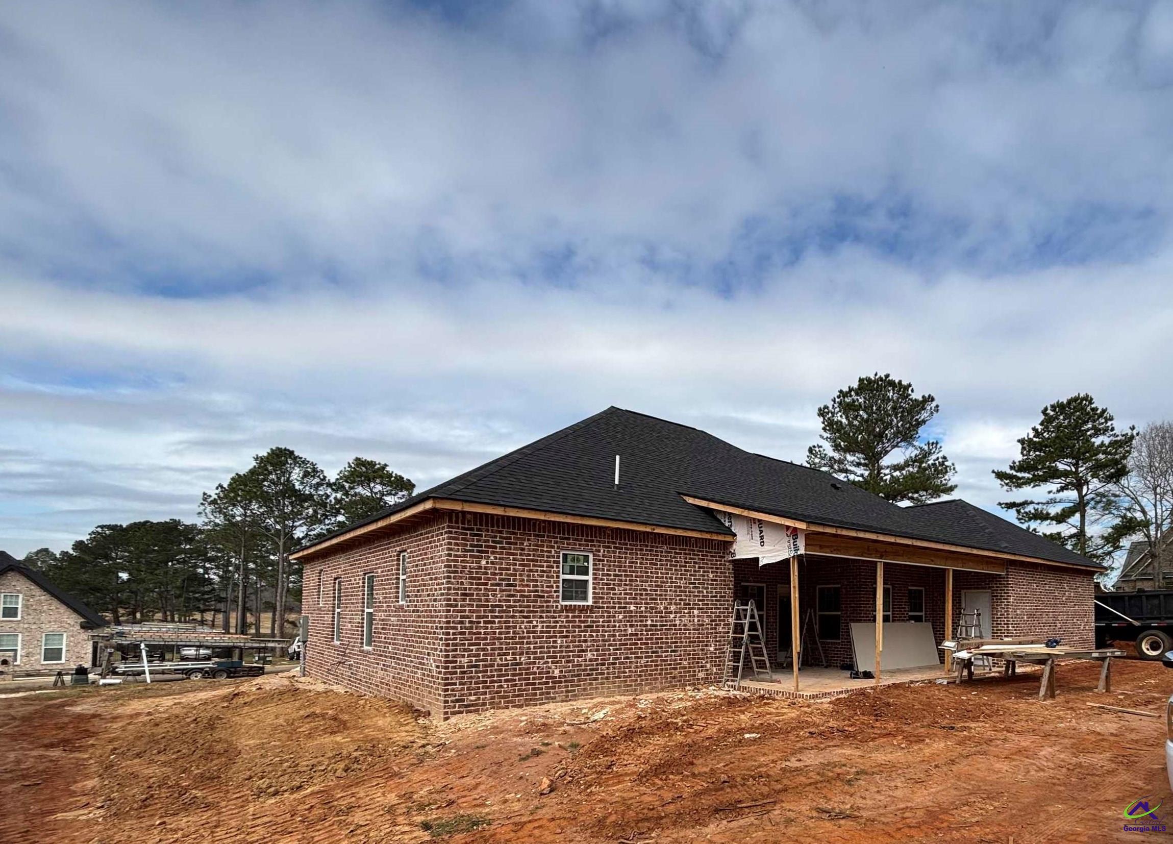 72 River Ridge Dr