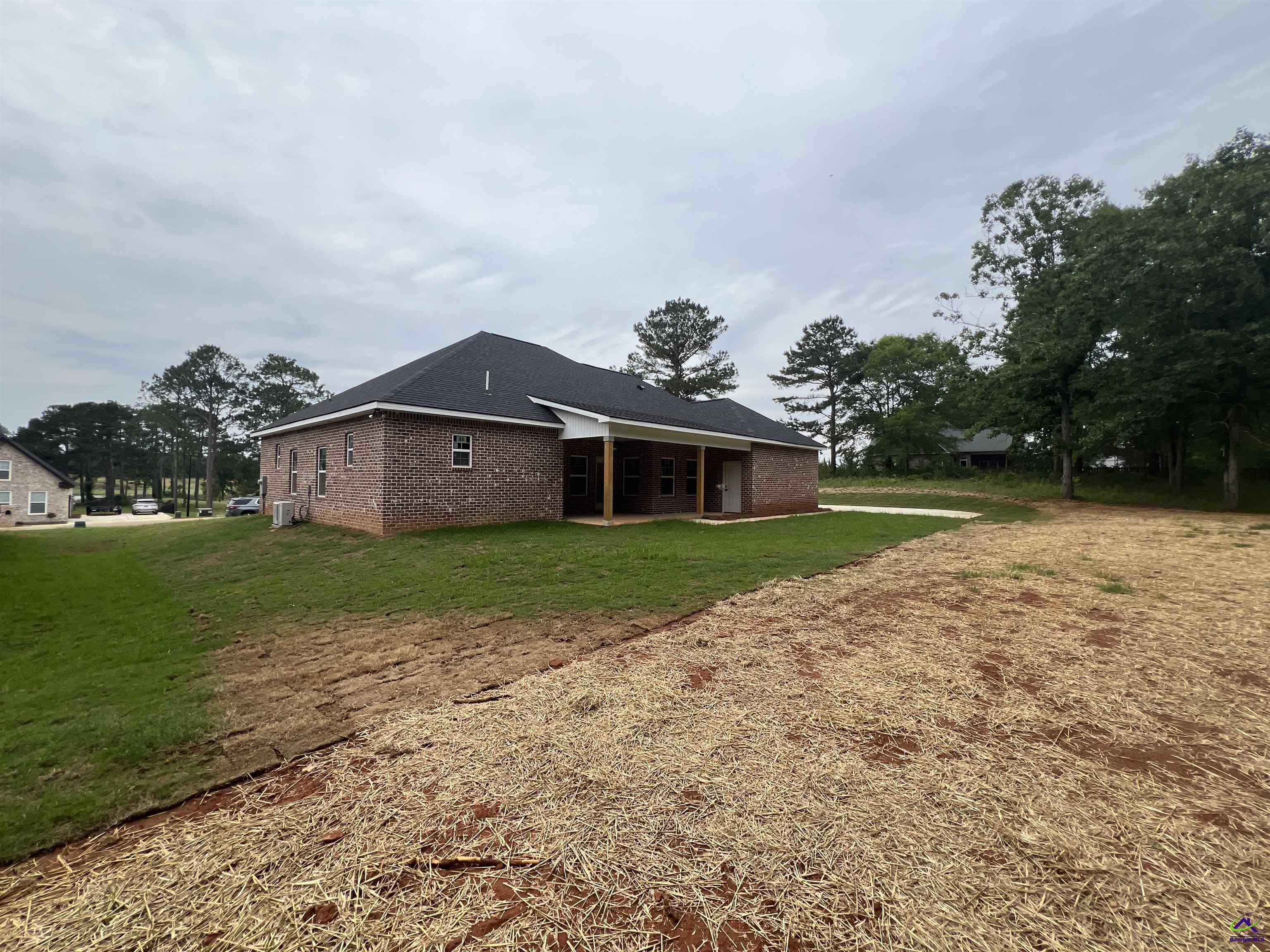 72 River Ridge Dr