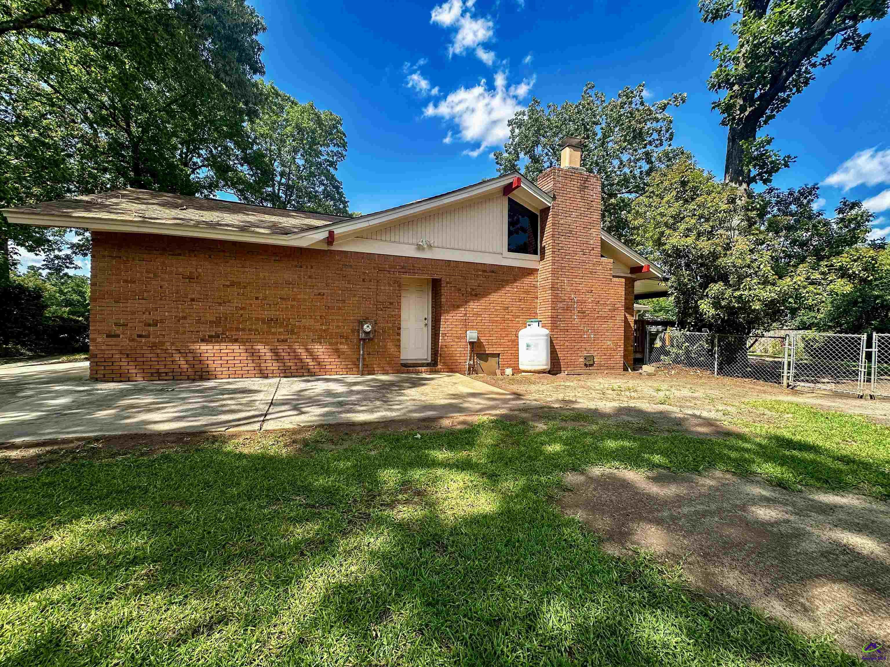 802 Westwood Drive