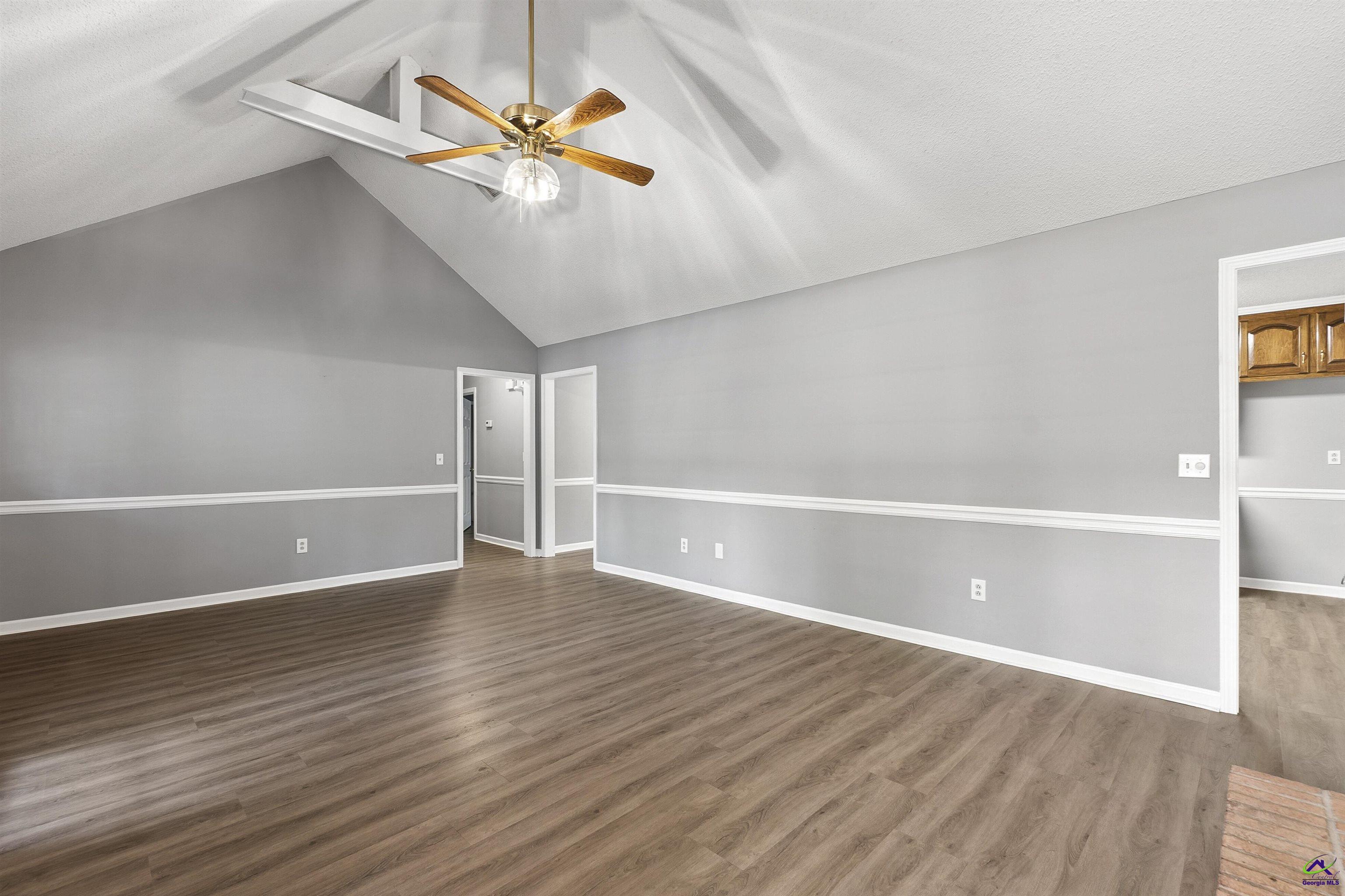 5626 Janeru Circle