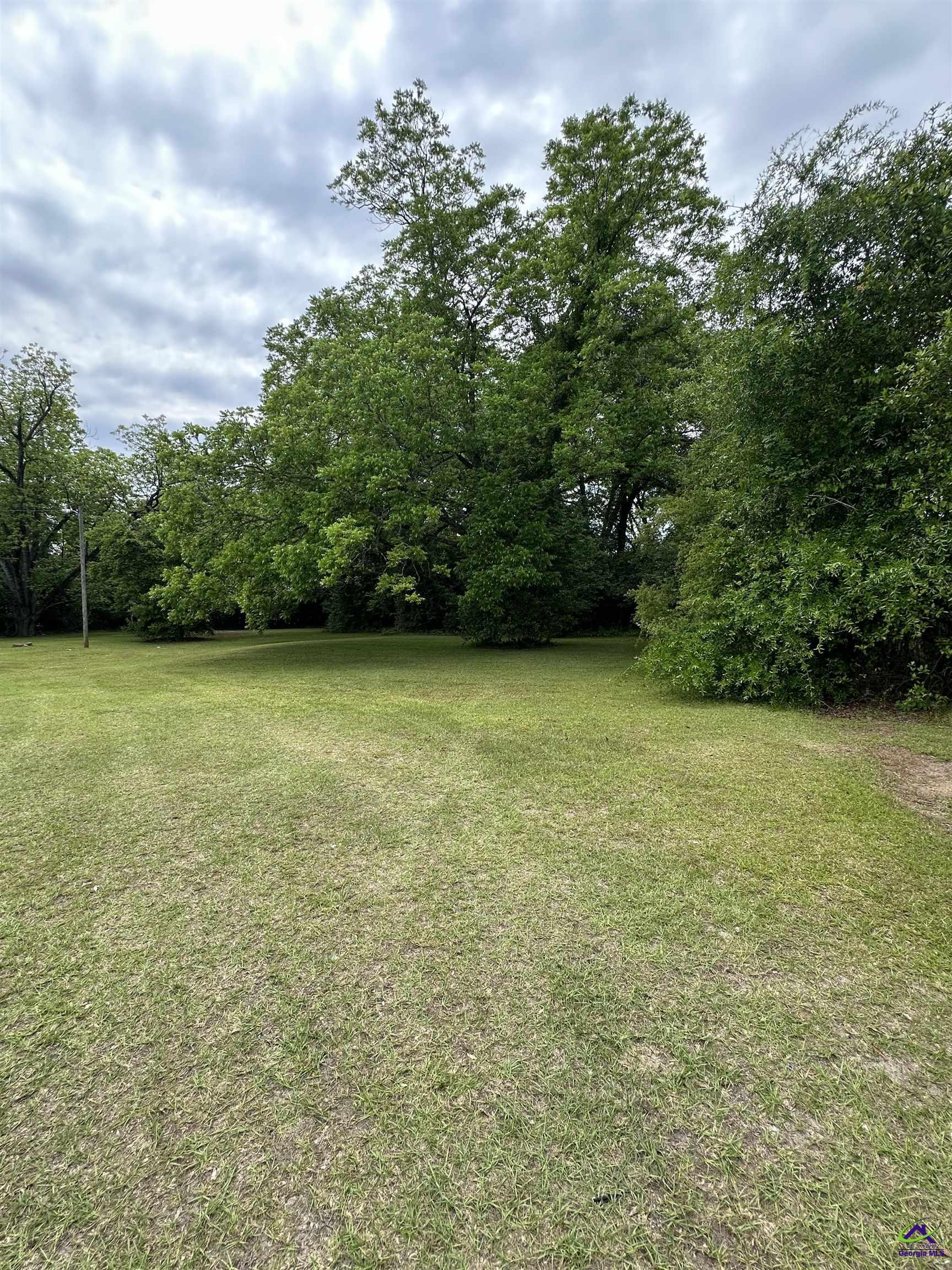 1343 W F Ragin Drive