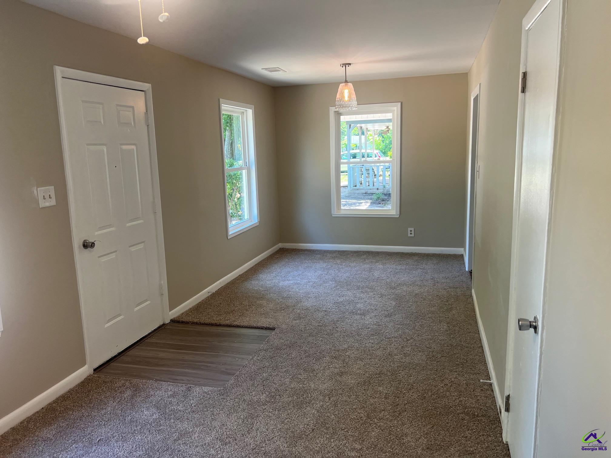 203 Sewell Circle