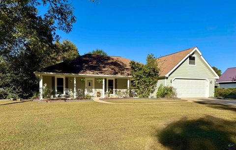 104 Tappan Ct. Warner Robins GA 31088