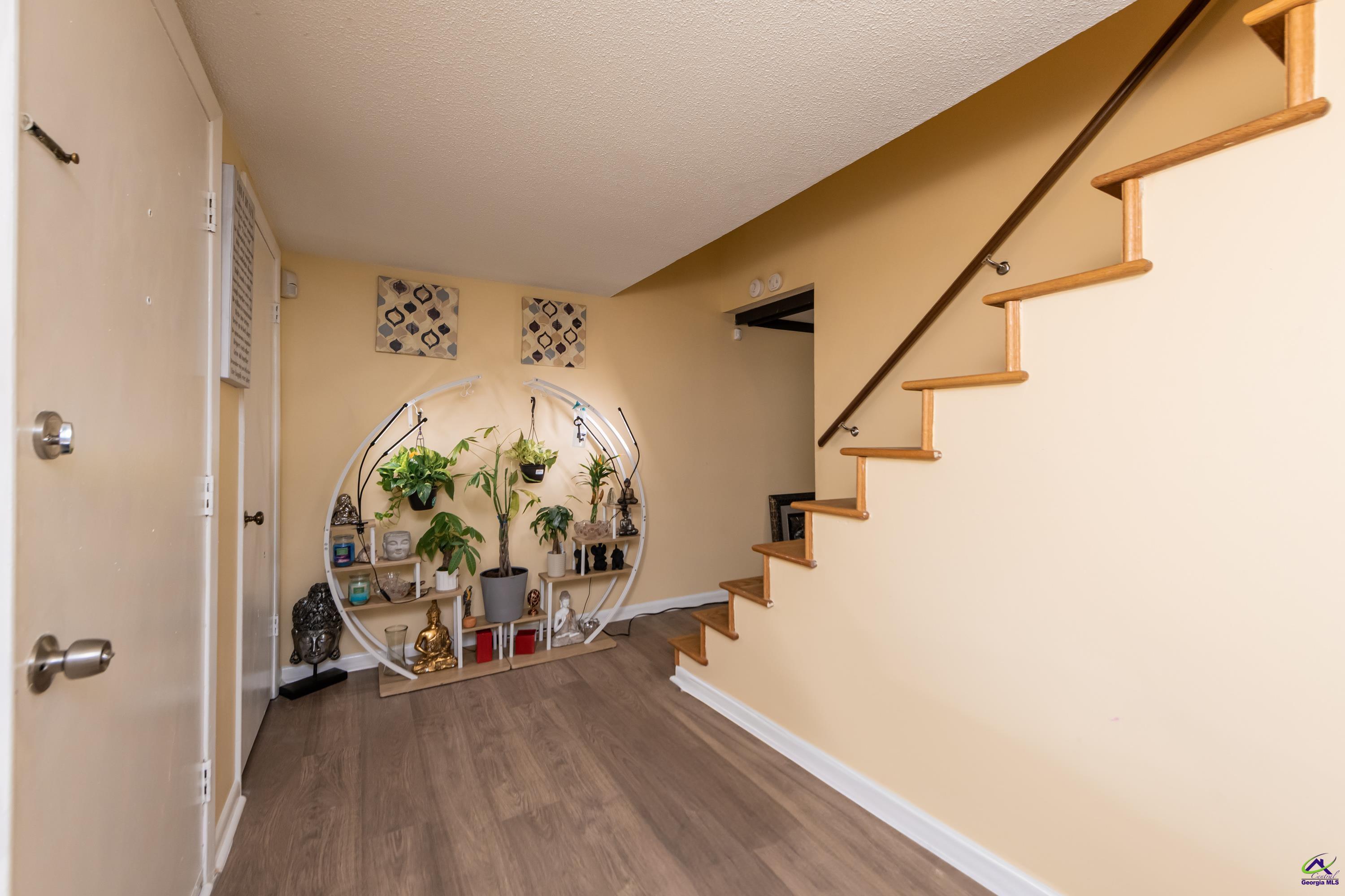 113 Stoneridge Drive