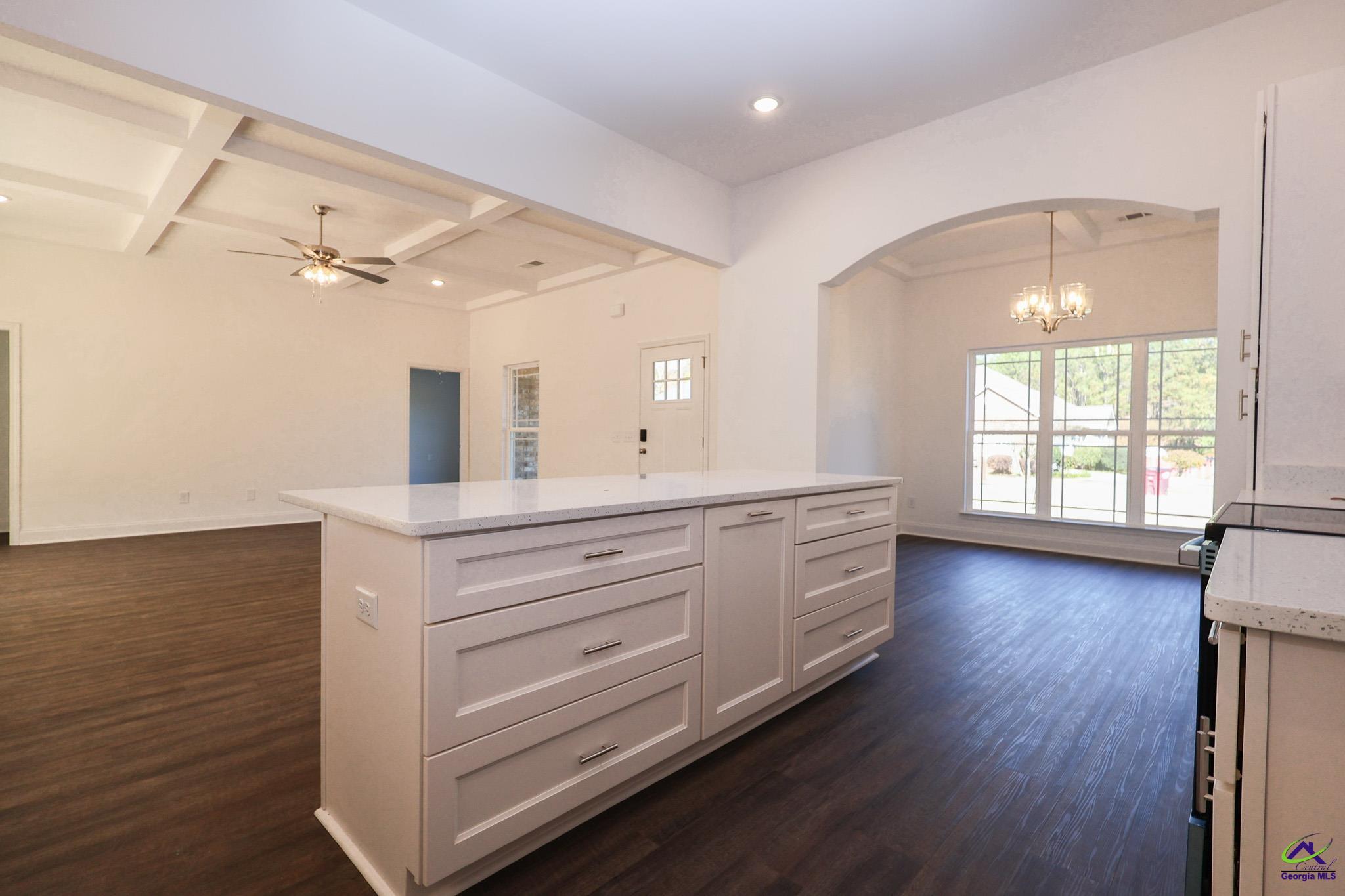 404 Collins Estate Avenue