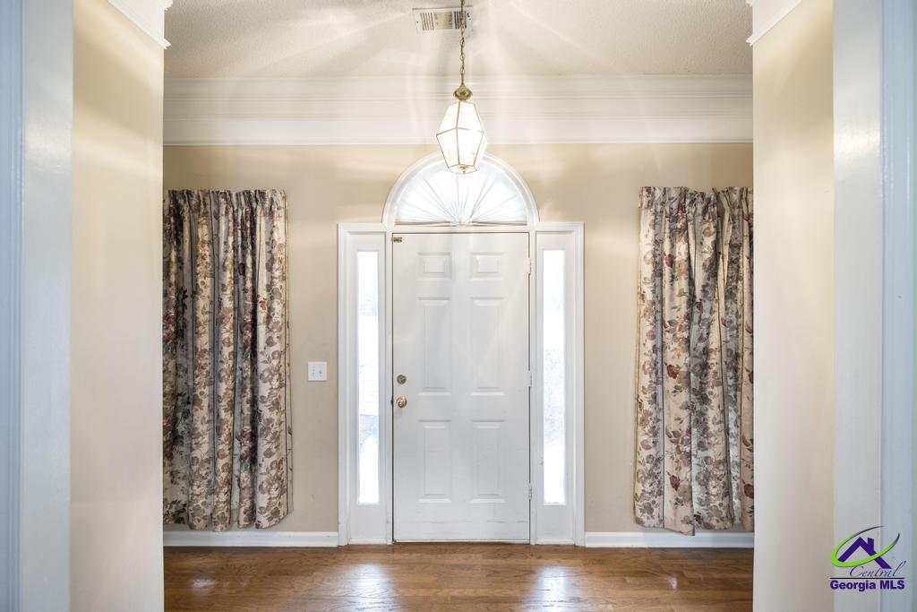 1828 S Houston Lake Road