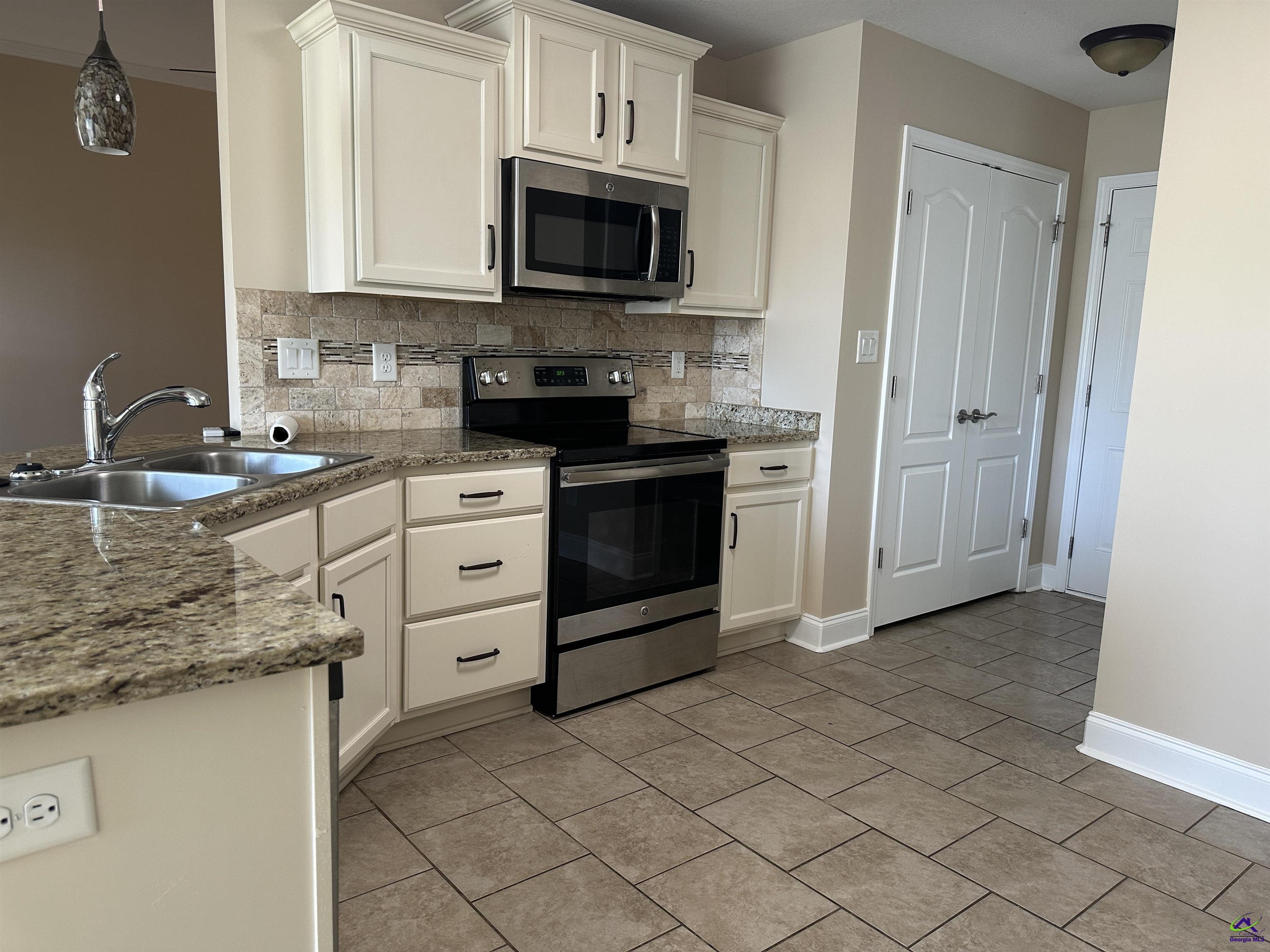 110 Pilgrim Mill Trail