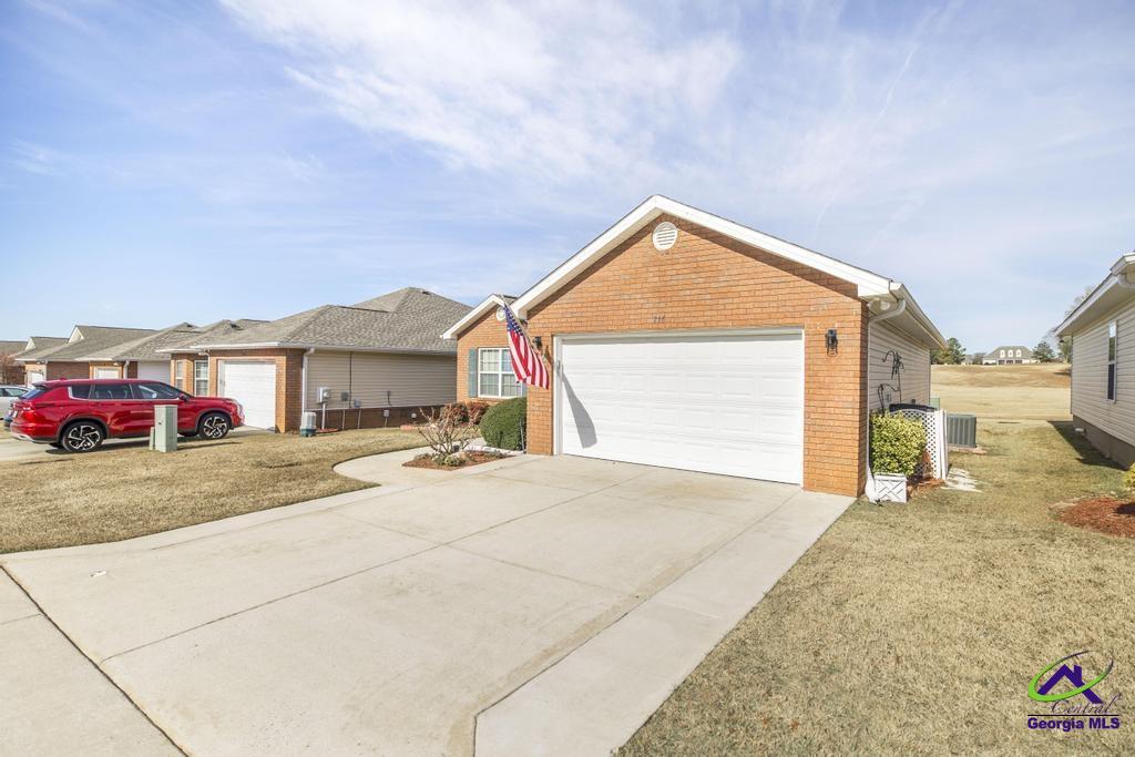 216 S Houston Springs Boulevard