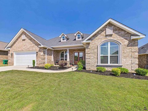255 Ashley Nicole Avenue Bonaire GA 31005