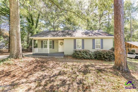 105 2nd Street Byron GA 31008