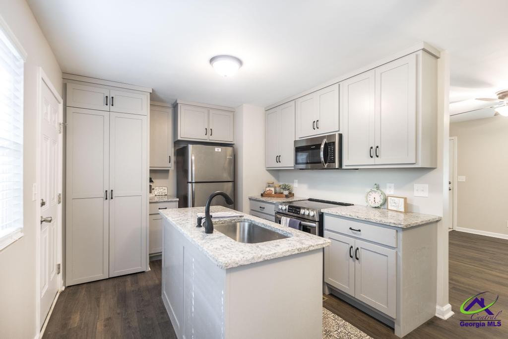 105 2nd Street