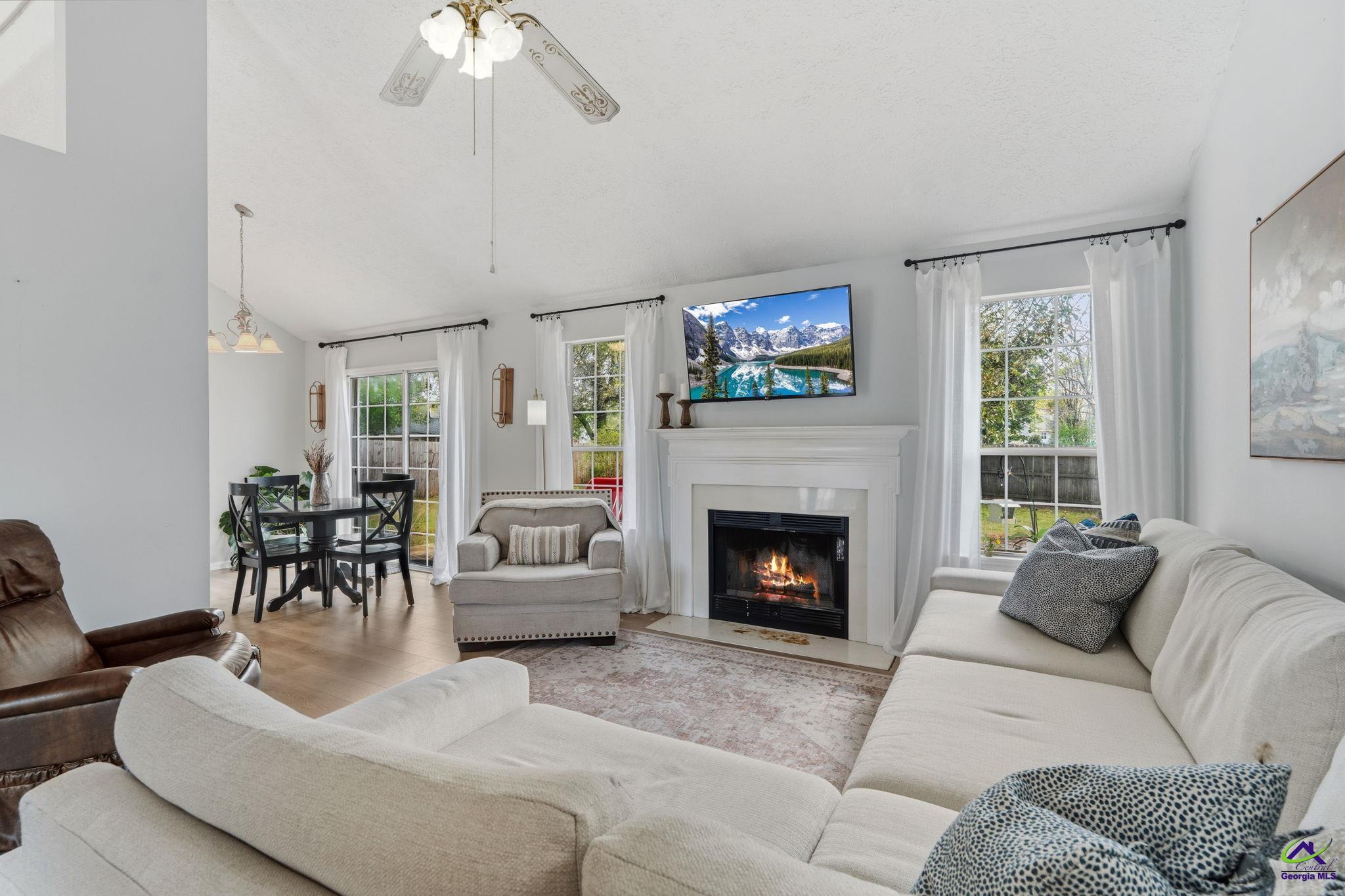 609 Shannon Ridge Drive