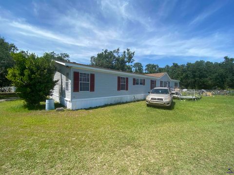 5879 Beatty Mill Creek Road Ray City GA 31645
