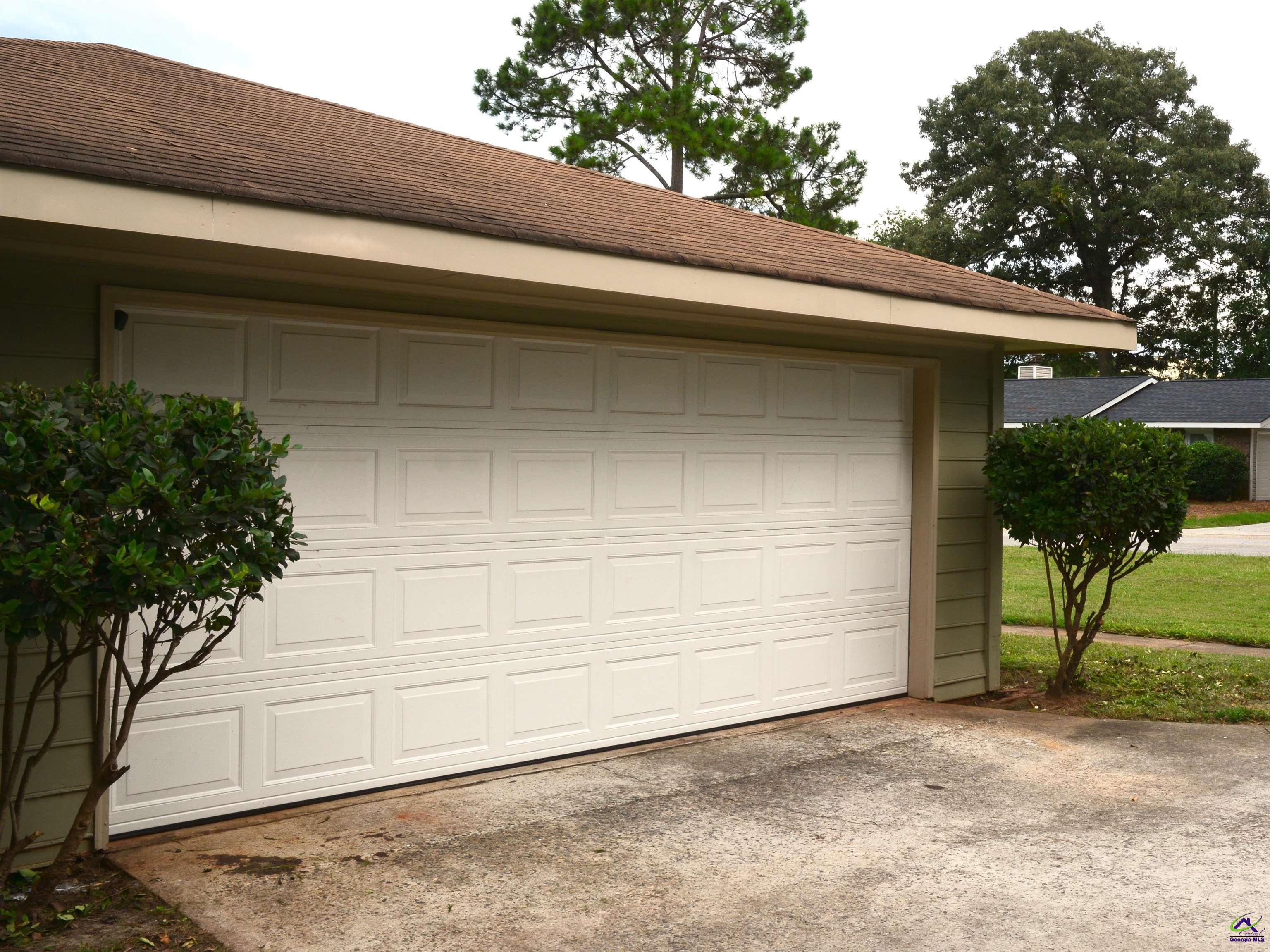 105 Grove Lane