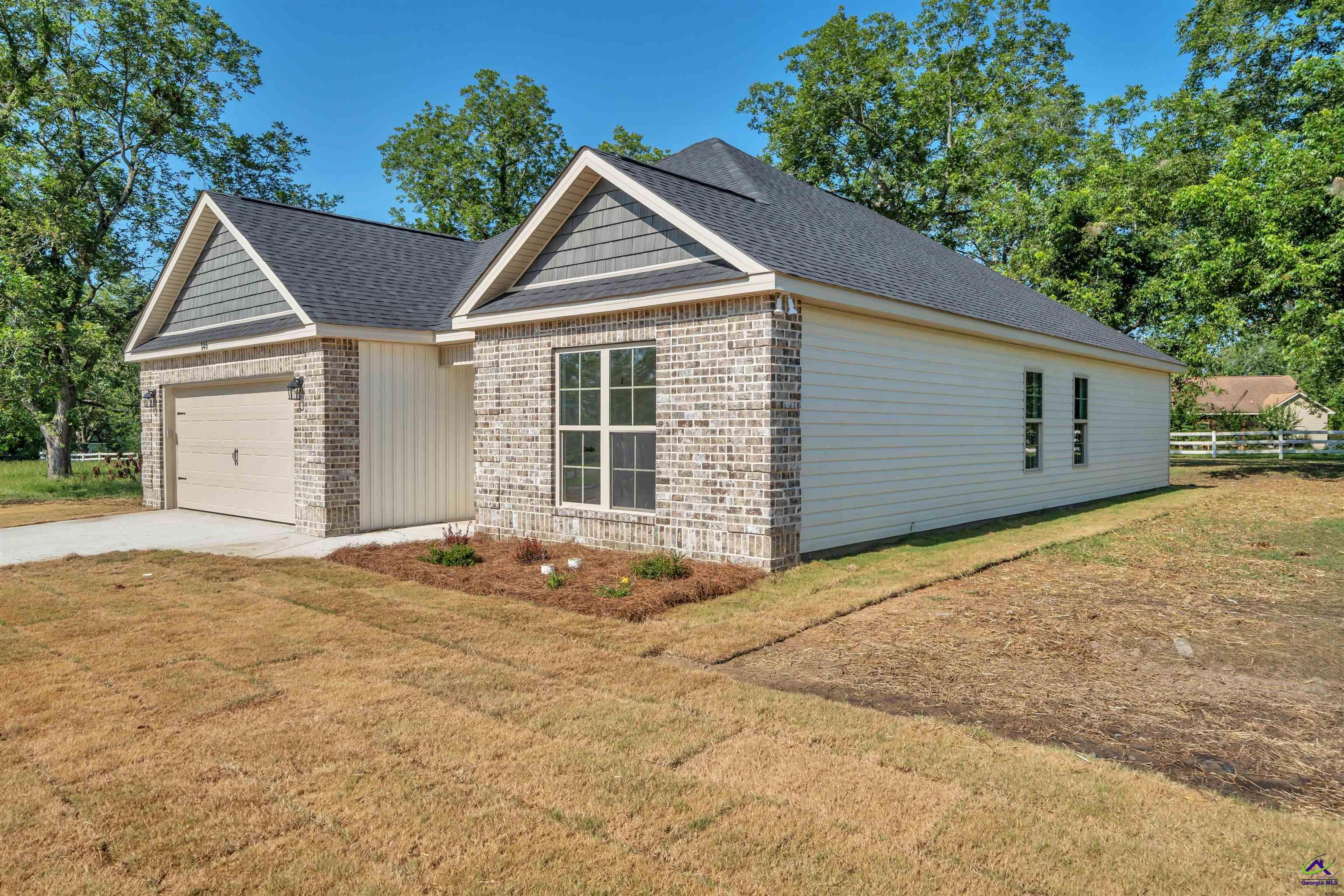 146 Village Circle