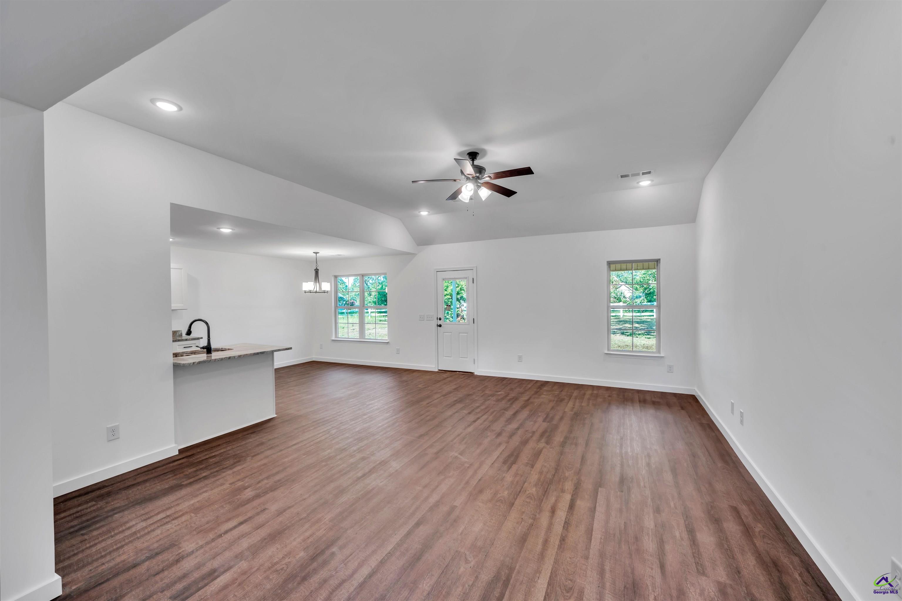 146 Village Circle