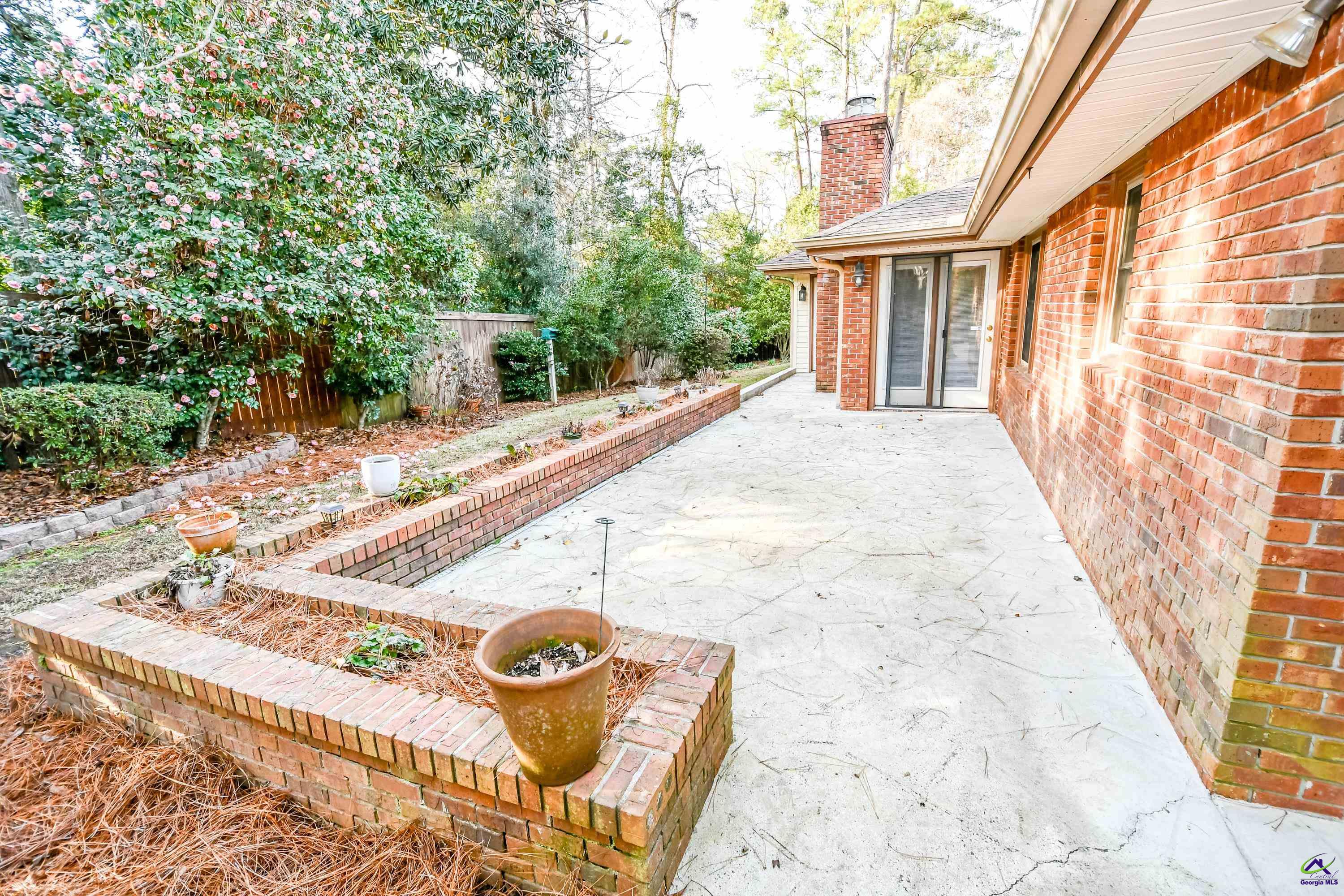 209 Lake Front Drive