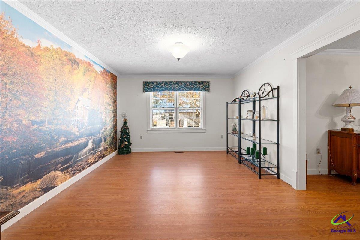 421 Valley View Drive