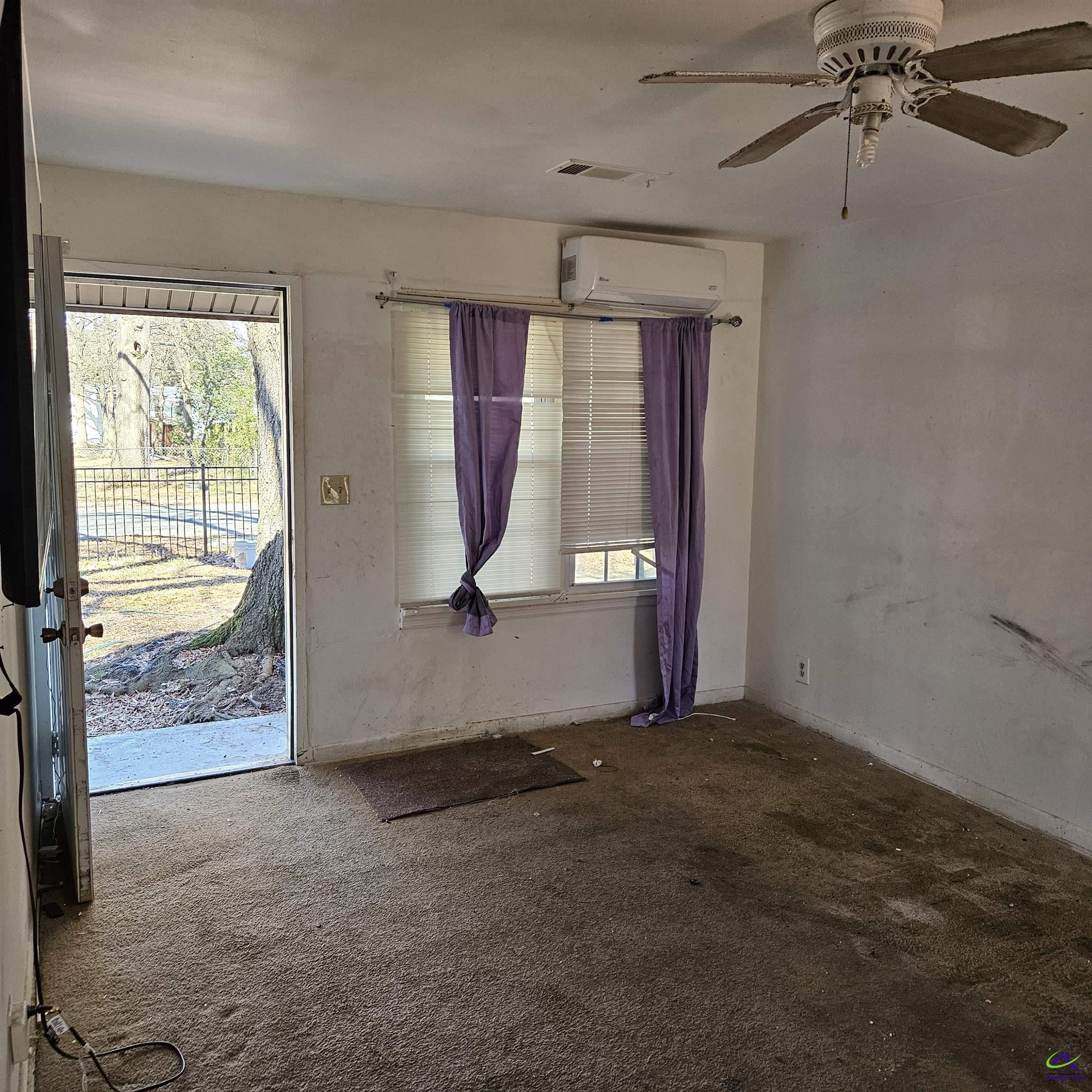 306 Kingsbury Circle