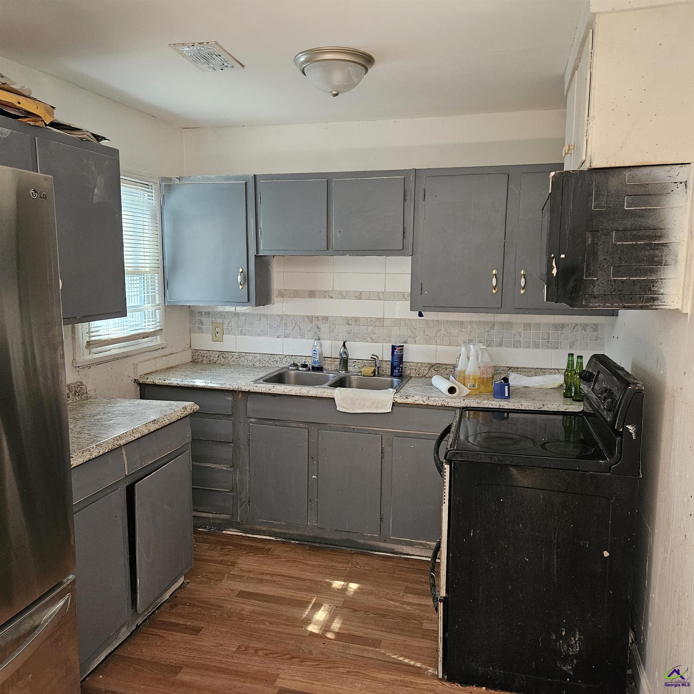 306 Kingsbury Circle