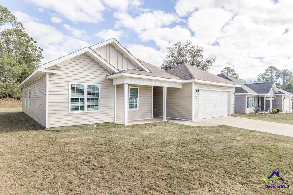 9 Cole Dr.