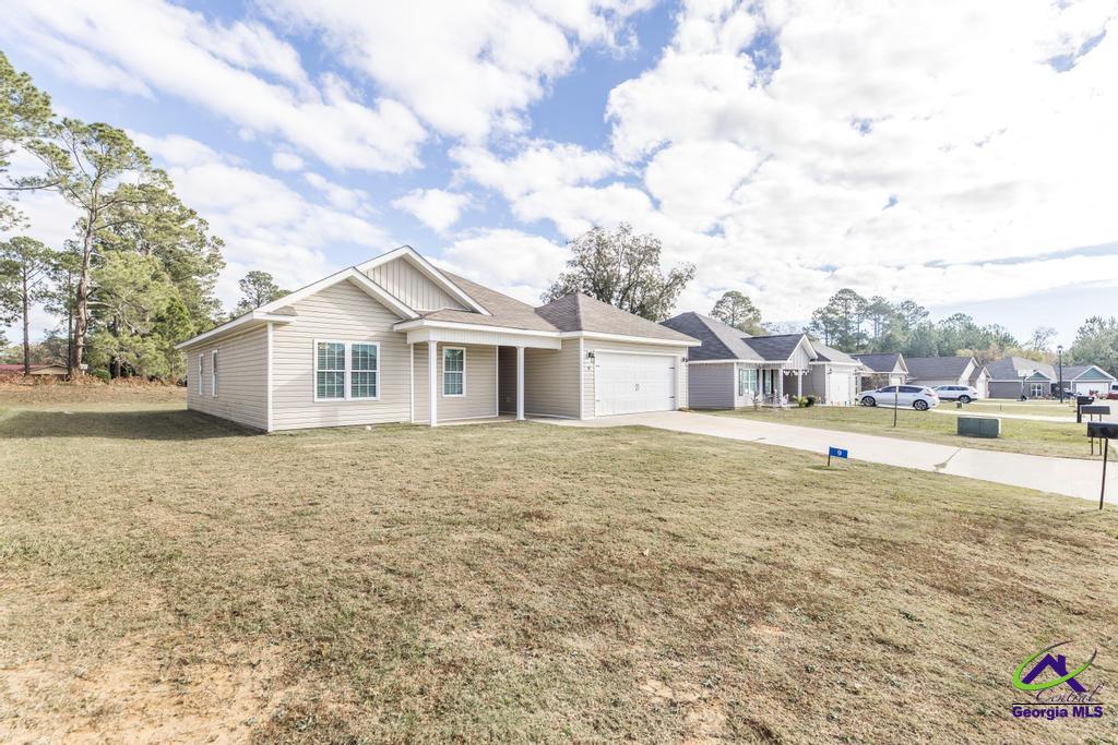 9 Cole Dr.