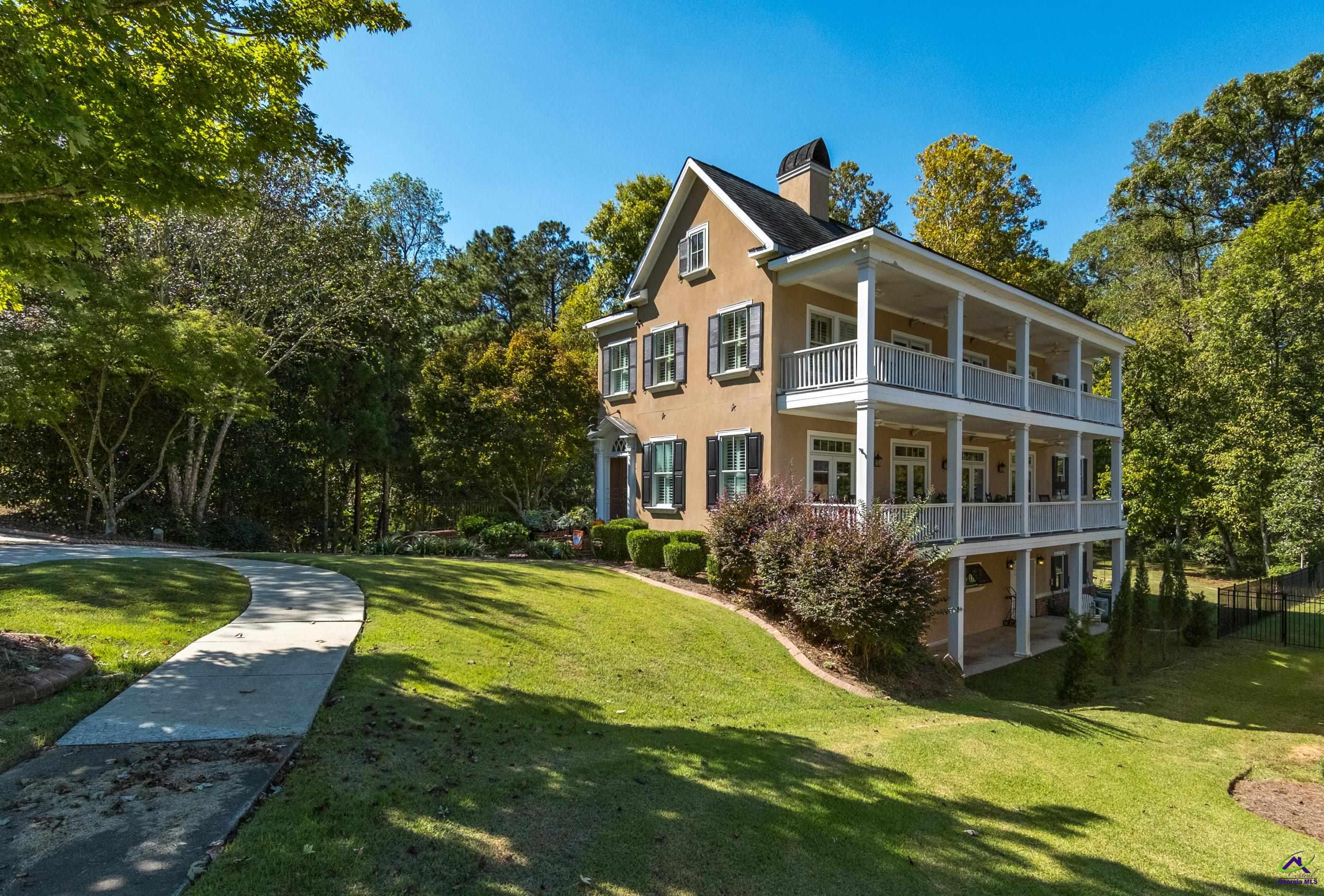 739 Waverly Point