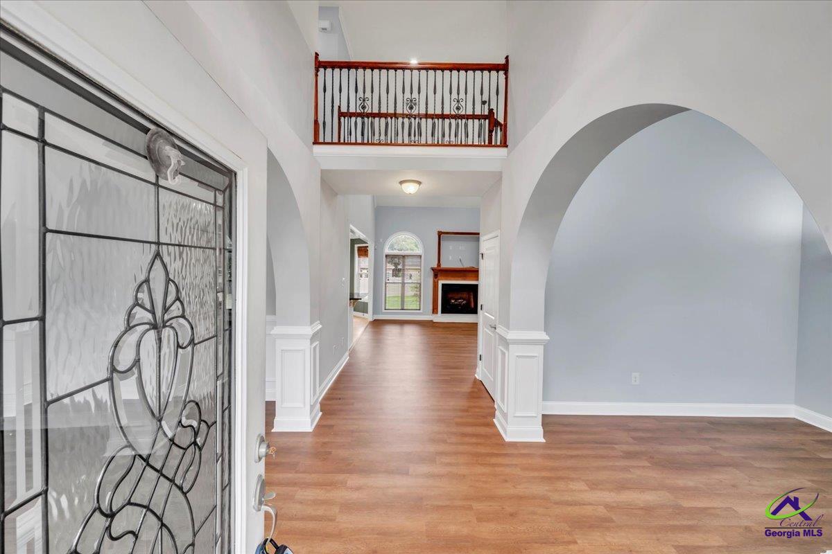 100 Montview Way