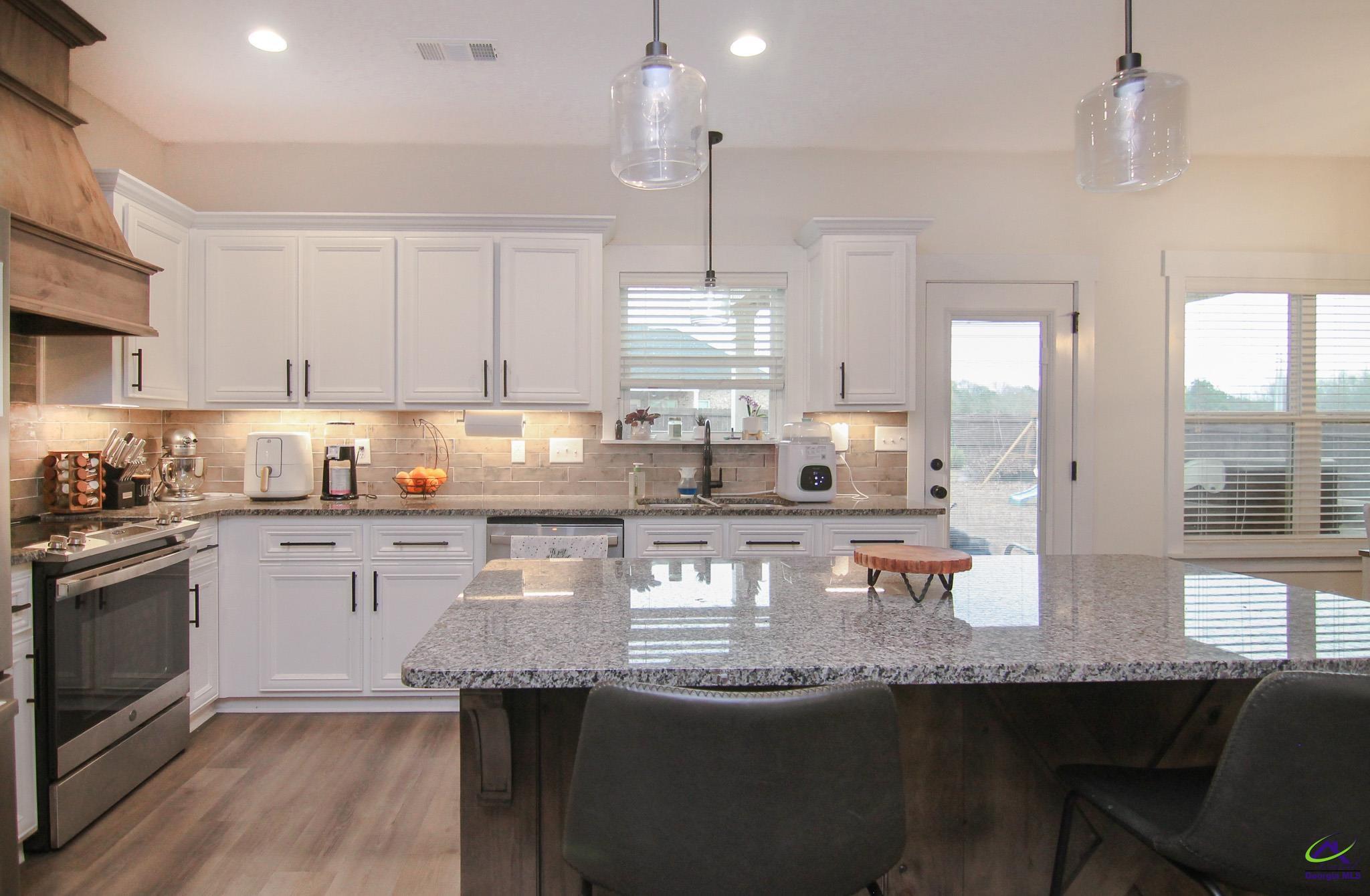 101 Lighterknot Trail