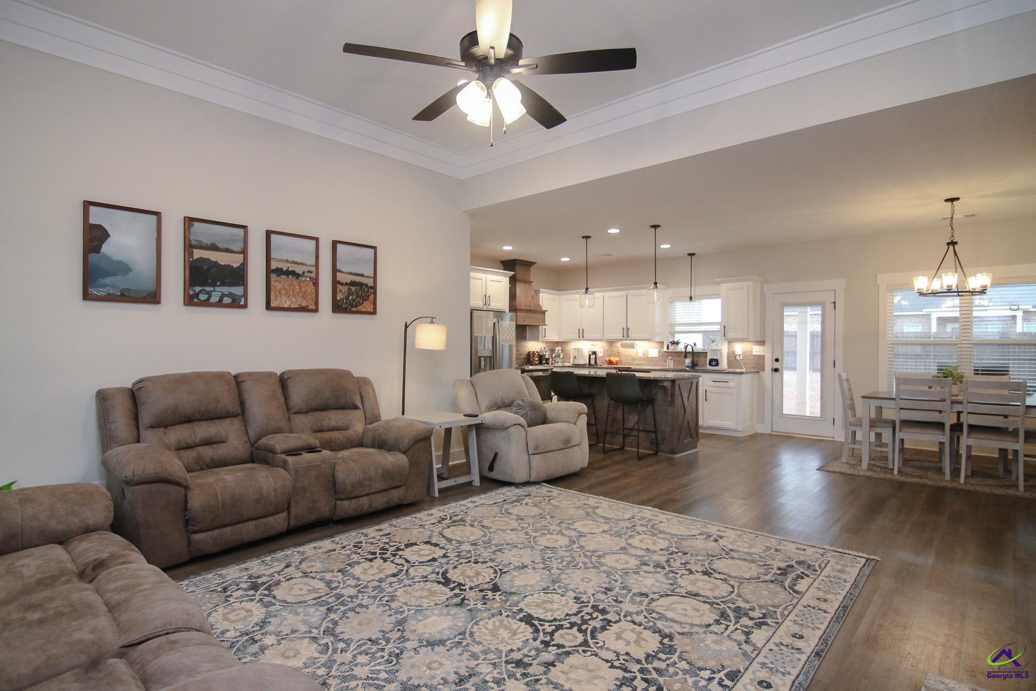 101 Lighterknot Trail