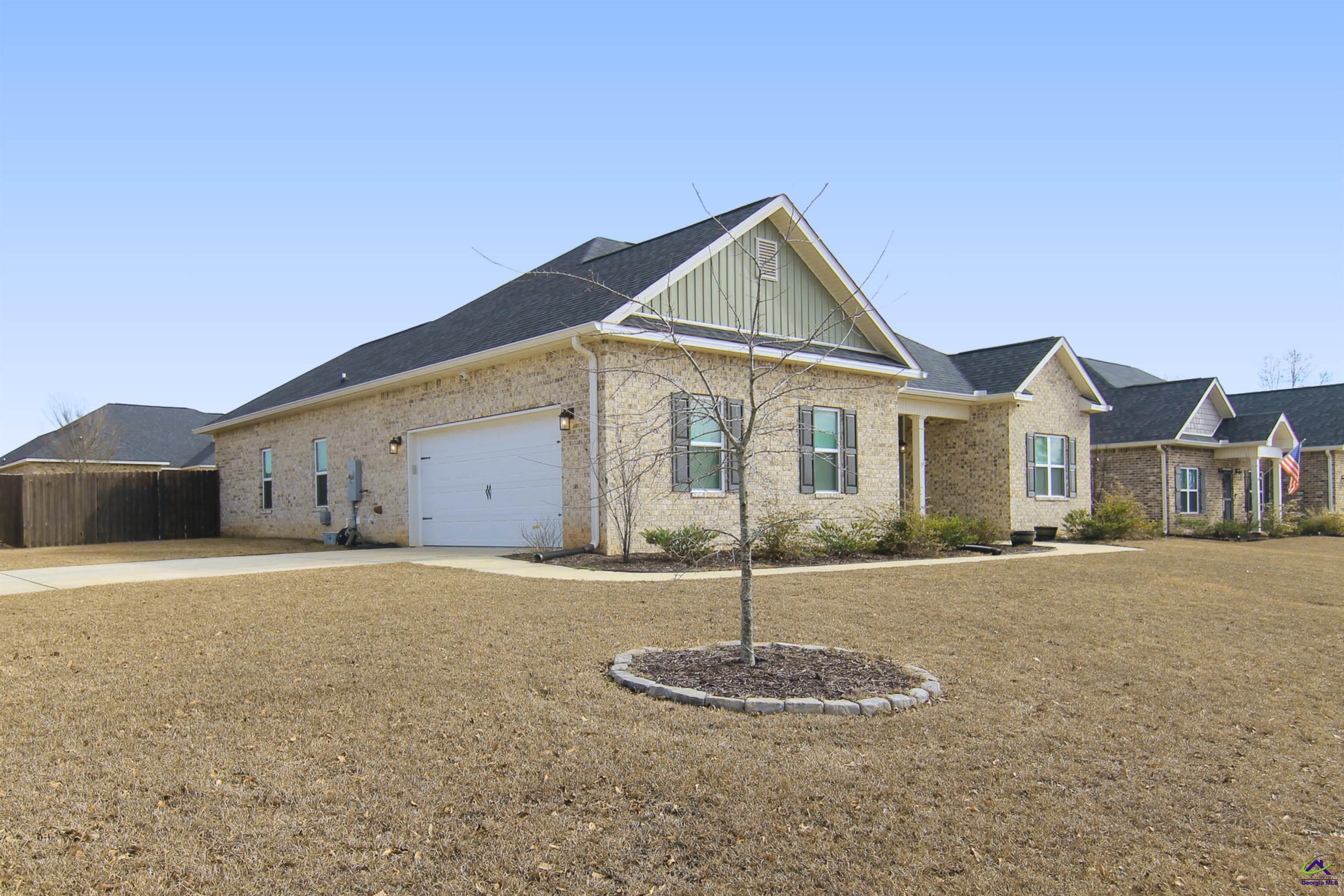 101 Lighterknot Trail