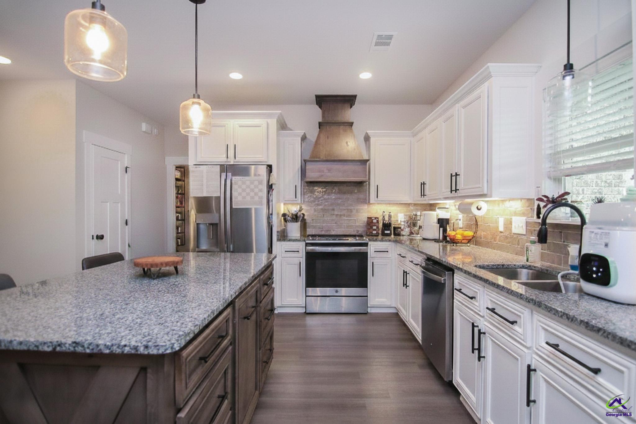 101 Lighterknot Trail