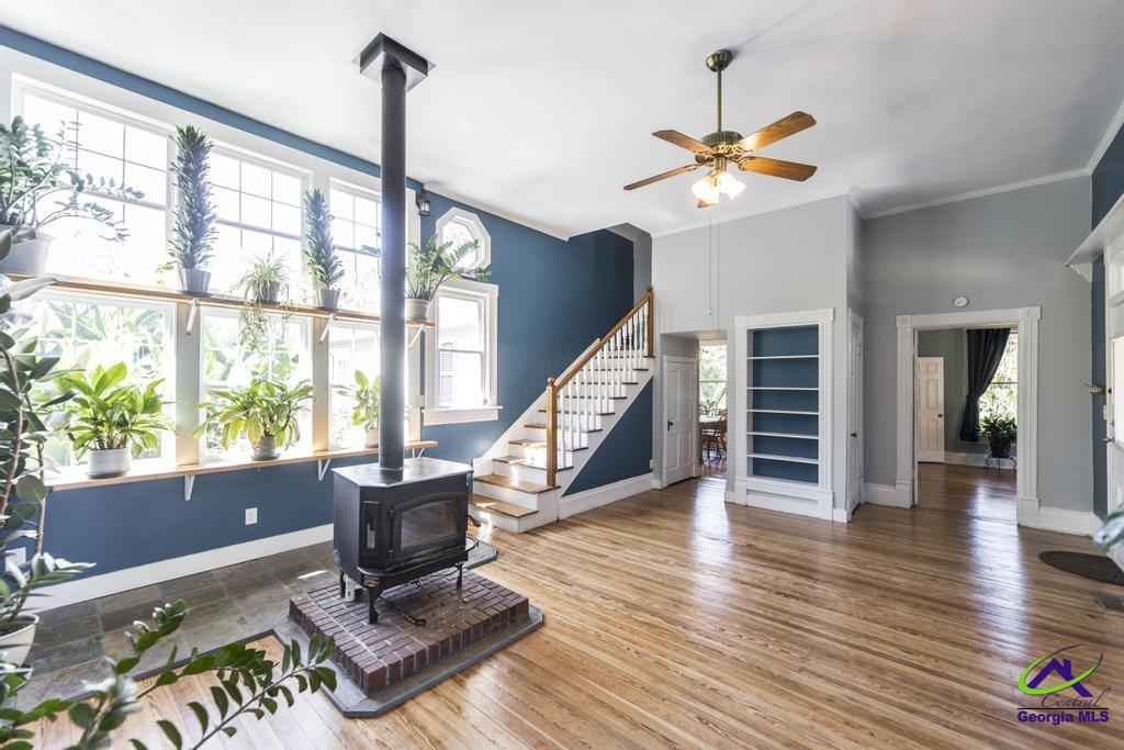 104 Oak Street