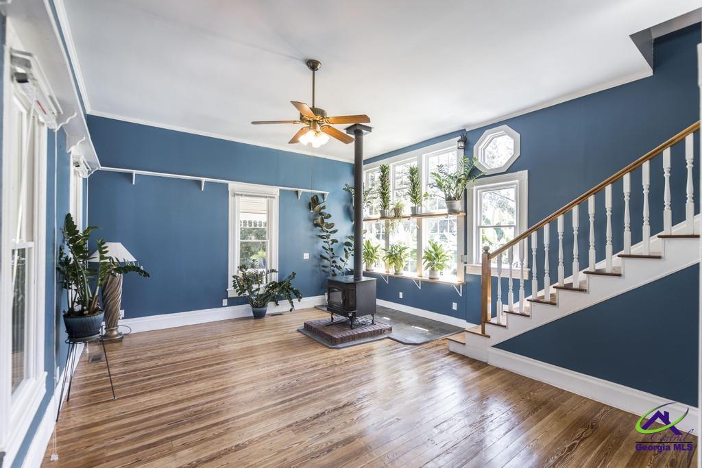 104 Oak Street
