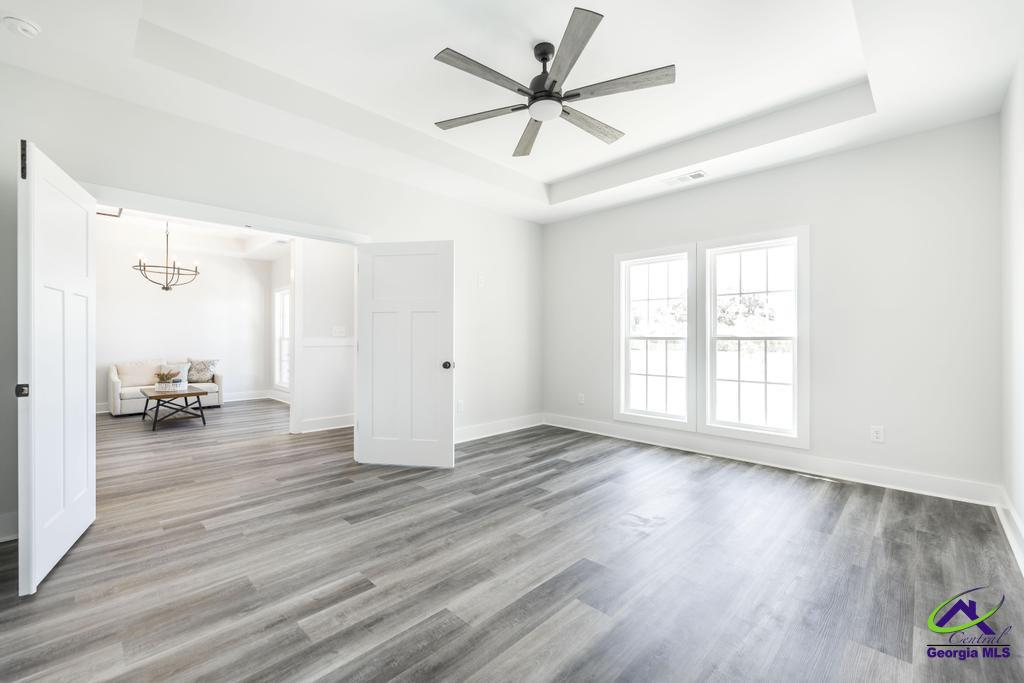 463 Arena Road