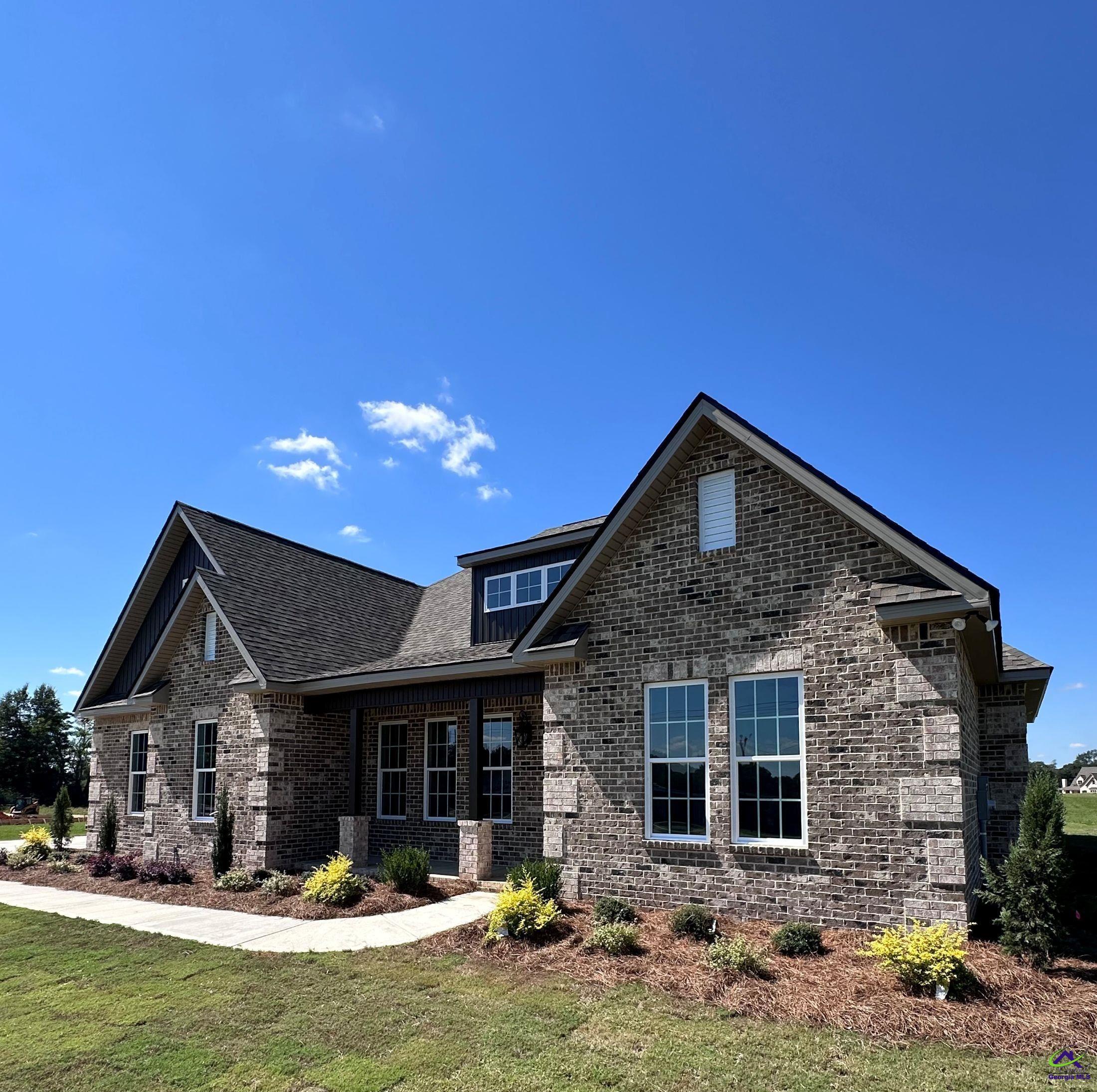463 Arena Road