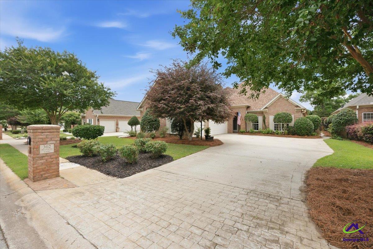 302 Blossom Lane