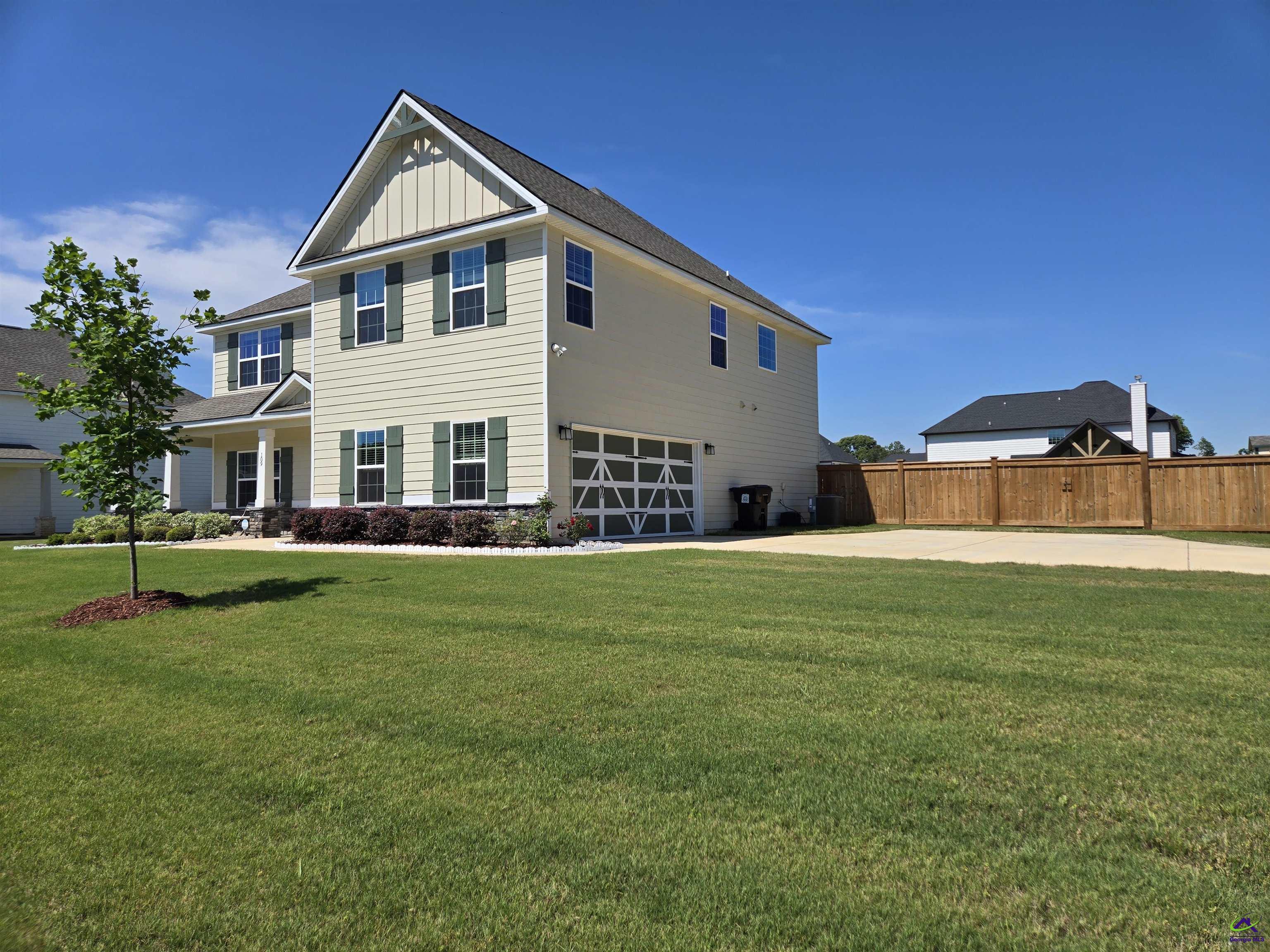 109 Lady Lane