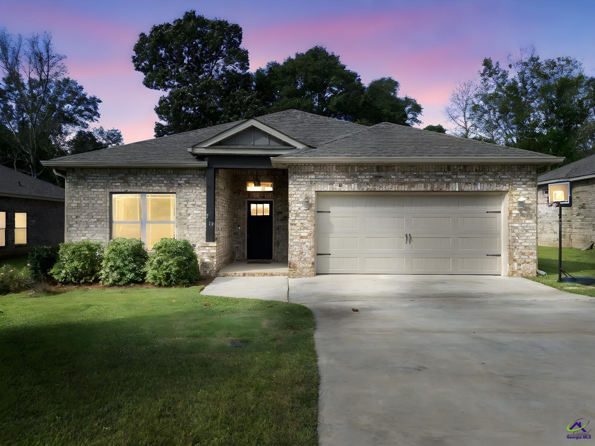 513 Preservation Parkway