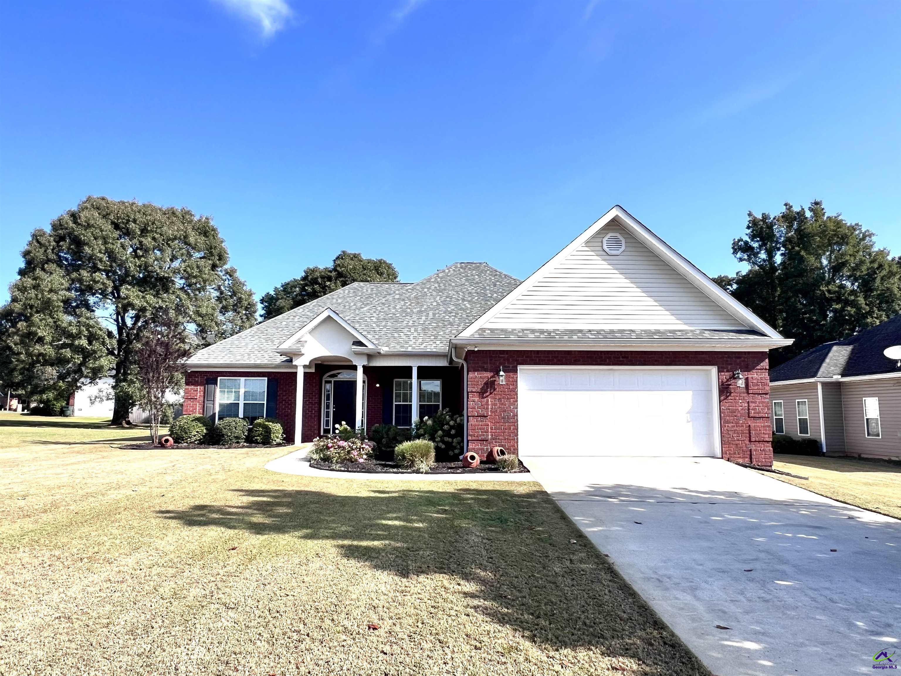 303 Creekview Trail