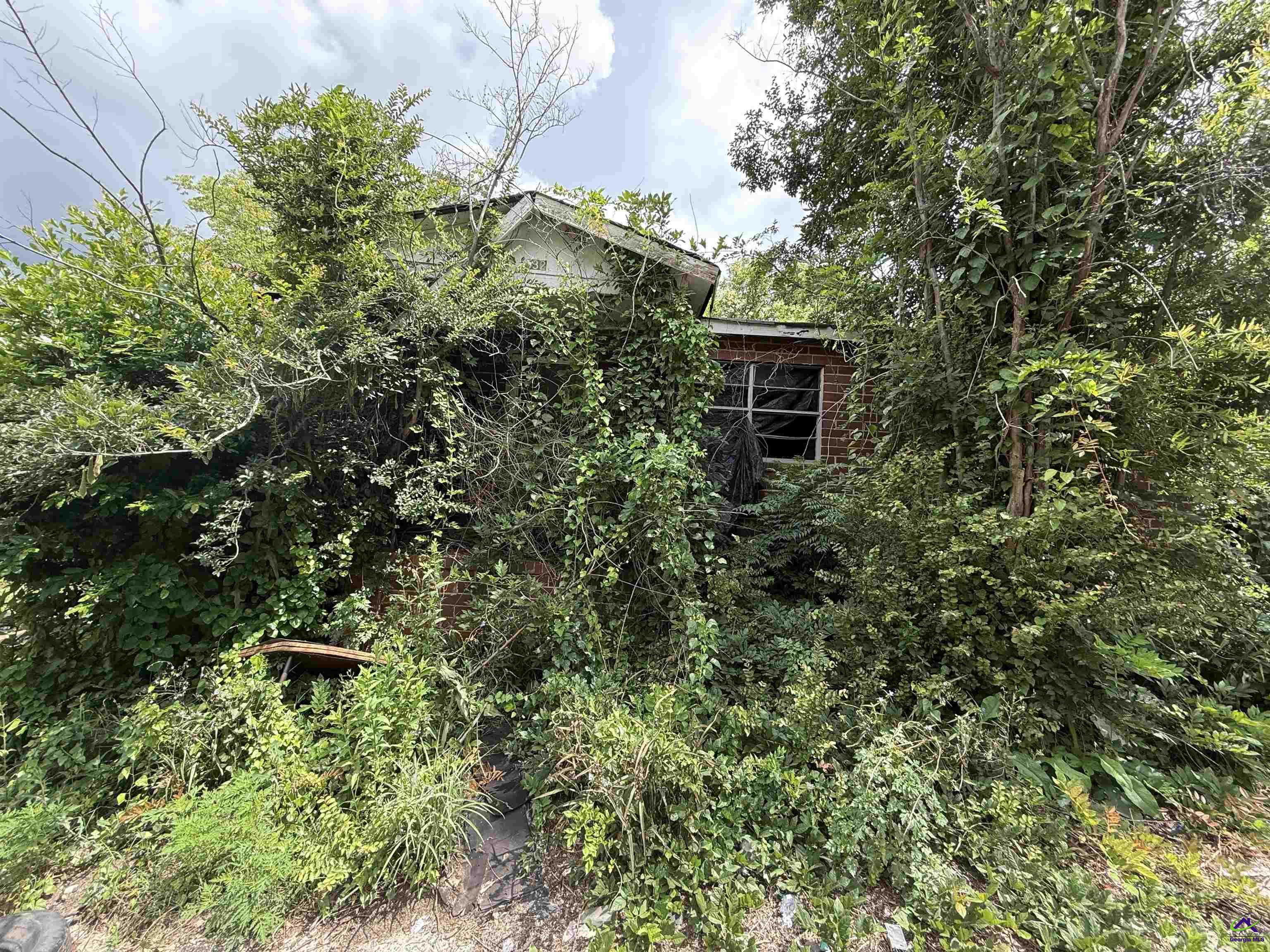 532 Hawkins Avenue