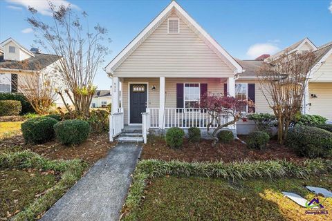 957 Laurel Oak Court Macon GA 31204