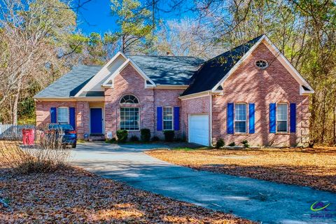 221 Pendleton Macon GA 31216