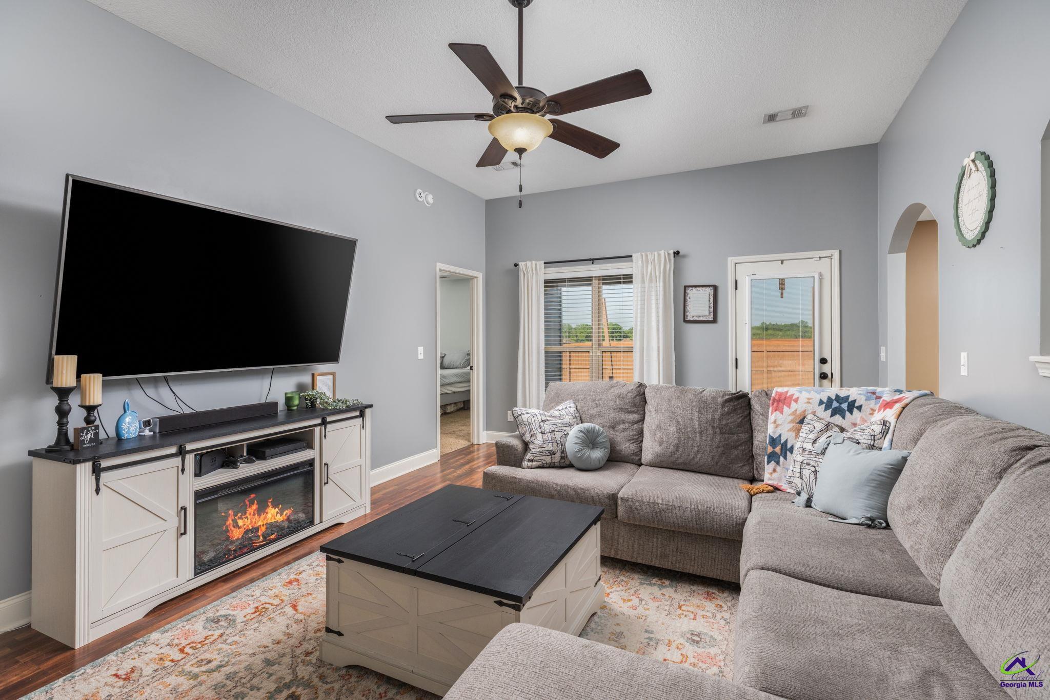 304 Worchester Circle