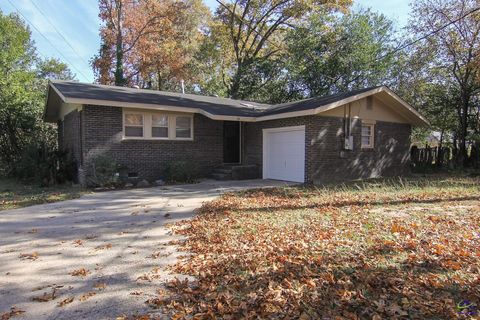 98 Peachtree Place Warner Robins GA 31088