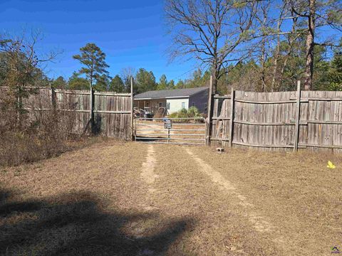 253 Pottery Road Lizella GA 31052