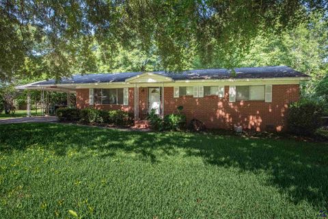 111 Mason Drive Centerville GA 31028