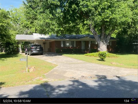 111 Mason Drive Centerville GA 31028